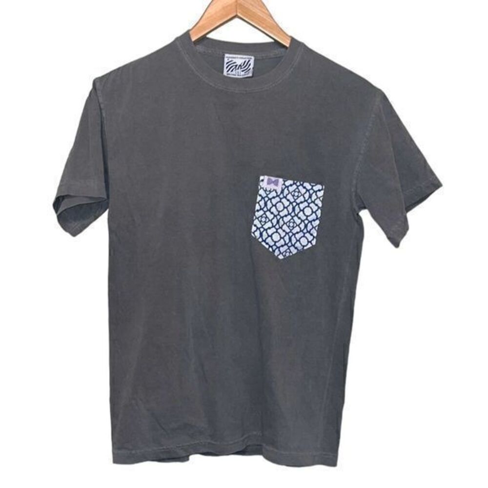 Fraternity Collection Unisex Gray Pocket Tee Shirt Size S